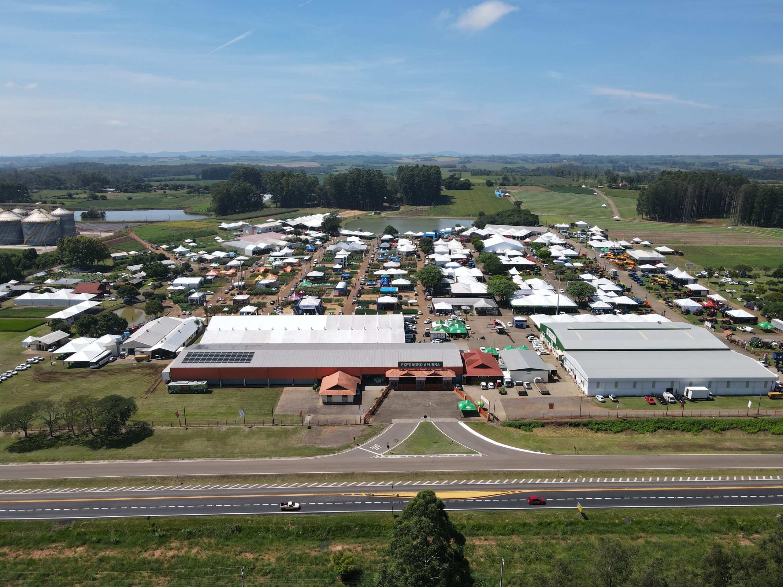 Diretoria da Afubra apresenta números da Expoagro.