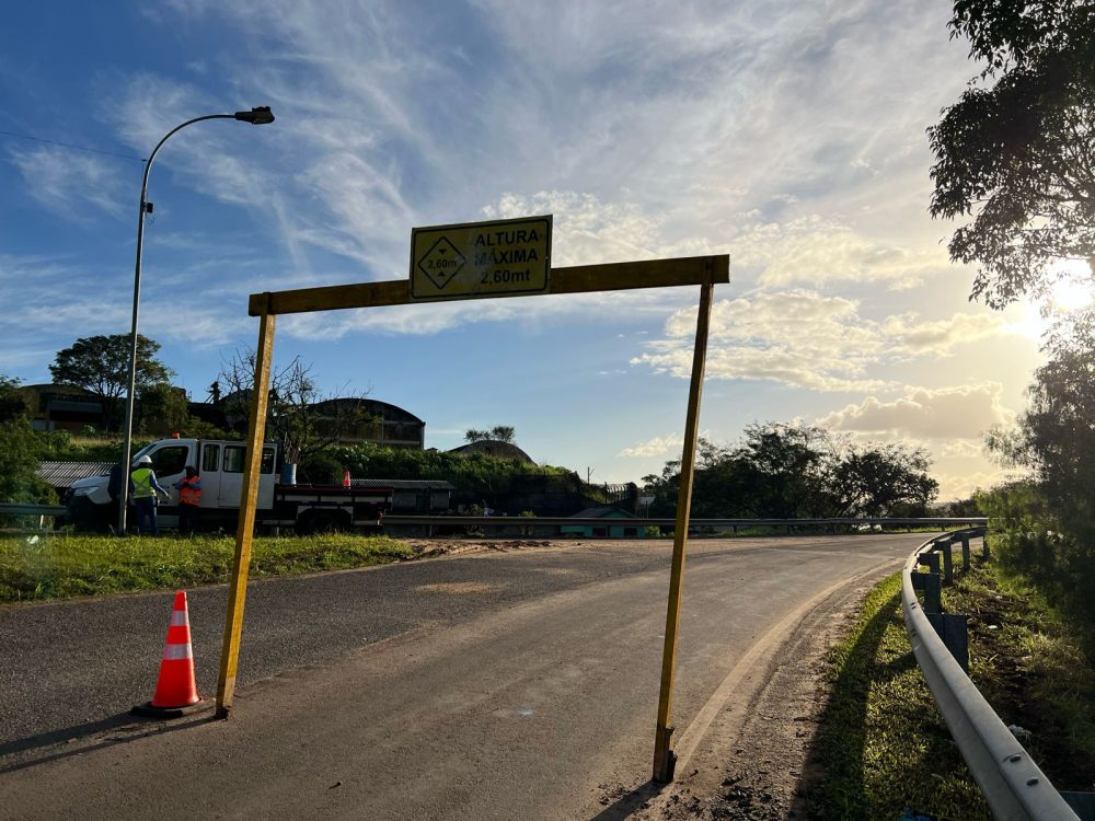 Ponte sobre o rio Pardo na ERS-403 segue com trânsito restrito.  